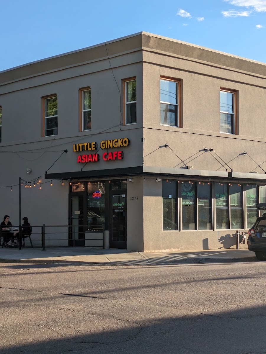 Little Gingko Asian Cafe